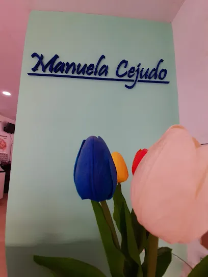 Manuela Cejudo Rubio peluquería dermotricología
