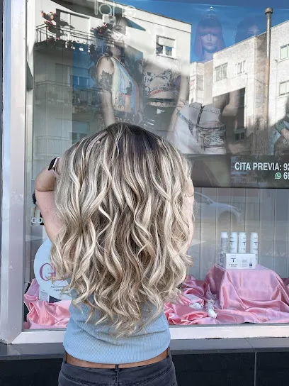 Manuela García Peluquería