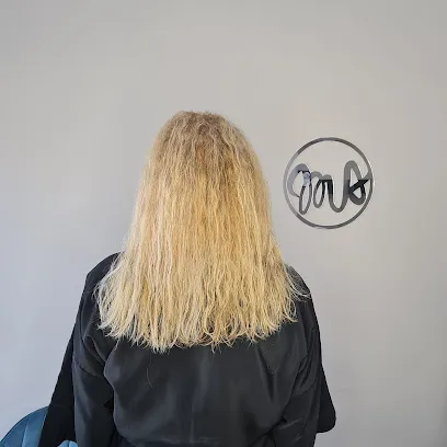 María Alves Peluquería