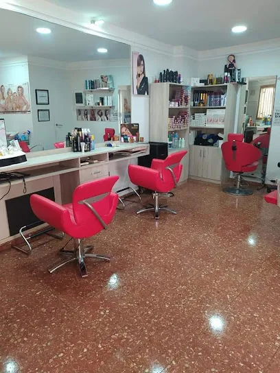 María G Mallols Peluquería