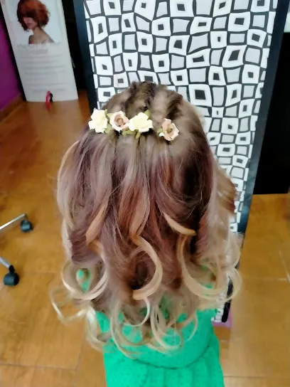 María Orellana Peluquería Unisex