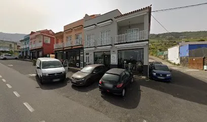 María Quintero Beauty & Barbers