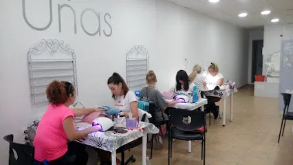 Mariangeles | Salón de uñas