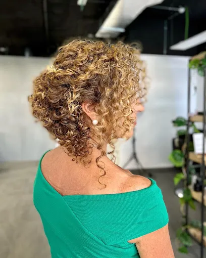 Marta Castillejo Peluquería