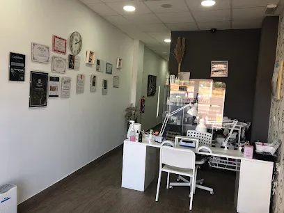 Más Manicura
