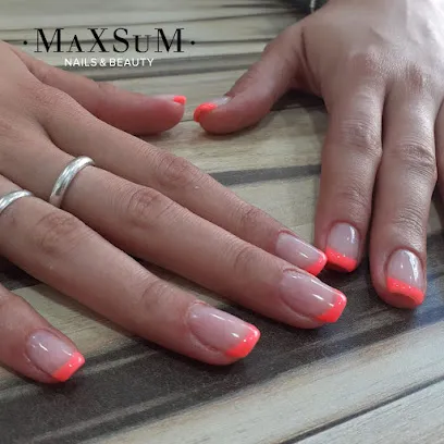 MaXSuM Nails & Beauty