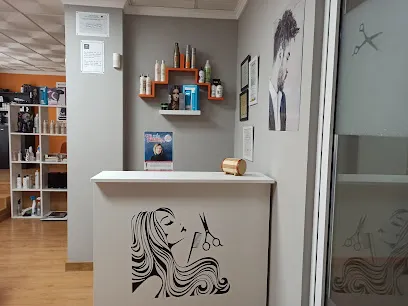 May Sierra Peluquería