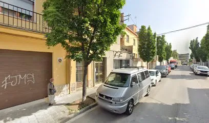 Mercedes Codina Rossa