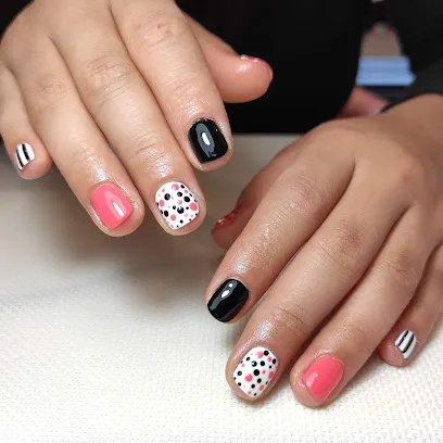 Meryn Nails