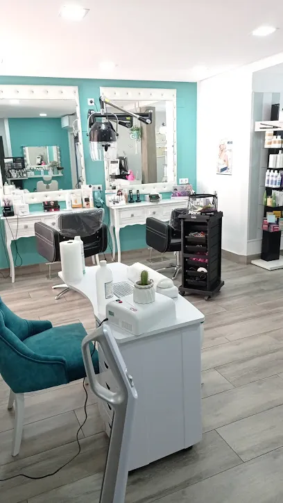Mi pequeño salón. Peluquería y estética Rocio