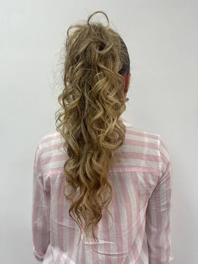 Miriam López Peluqueria