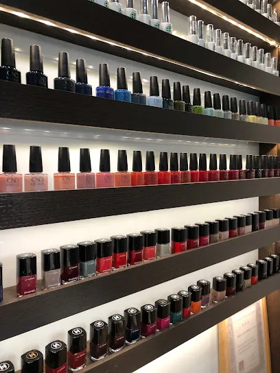 MiSS Nails