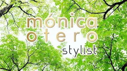 Mónica Otero stylist