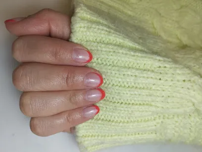 Moreres Nails