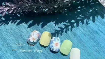Nail Bar by OPI