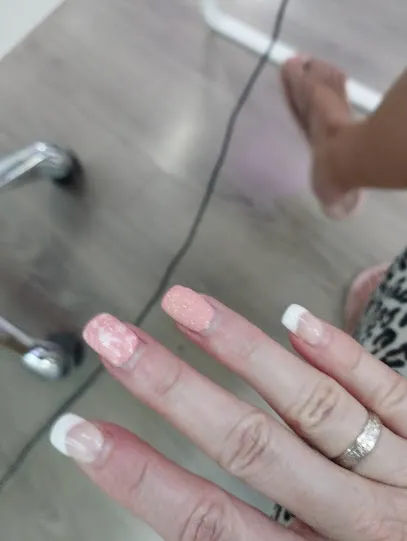 Nail Center