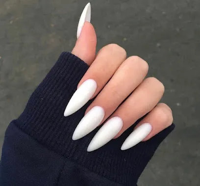 Nails Andrea