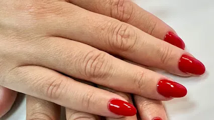Nails & Beauty