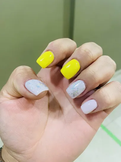 Nails & Beauty