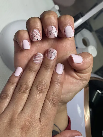 Nails & Beauty STHETIC