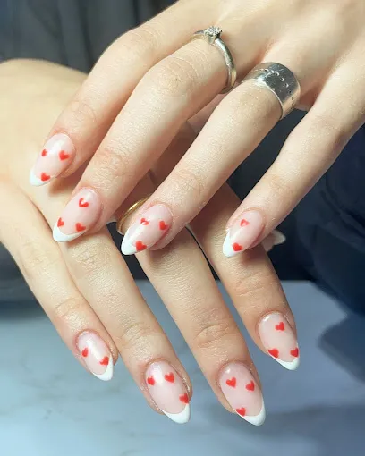 Nails BY MILA