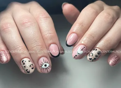 Nails Center