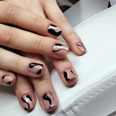 Nails CENTER