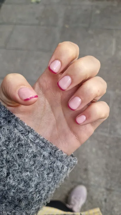 Nails Factory | Alberto Aguilera