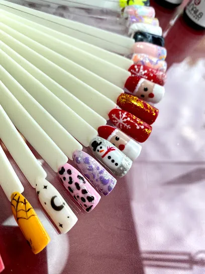 Nails Factory | Isabel Farnesio