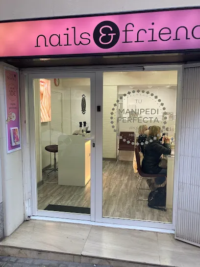 Nails & FRIENDS | Carrer de Calaf