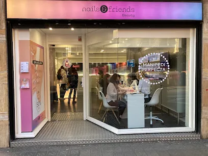 Nails & FRIENDS | Muntaner