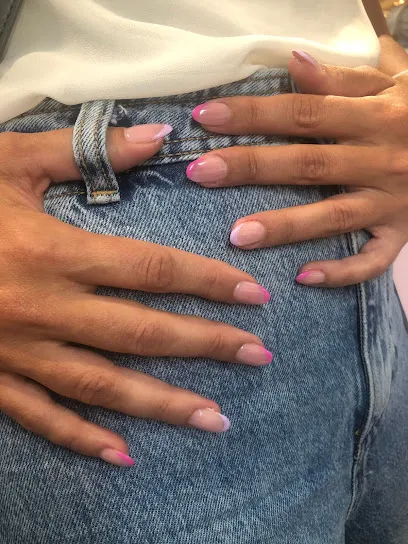 Nails4us
