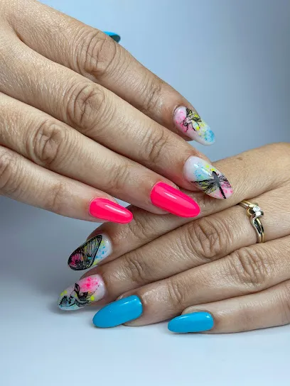Natura Nails by Olaya