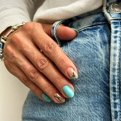 Naz Nails Bar