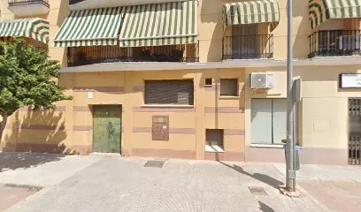 Nazaret M Lozano