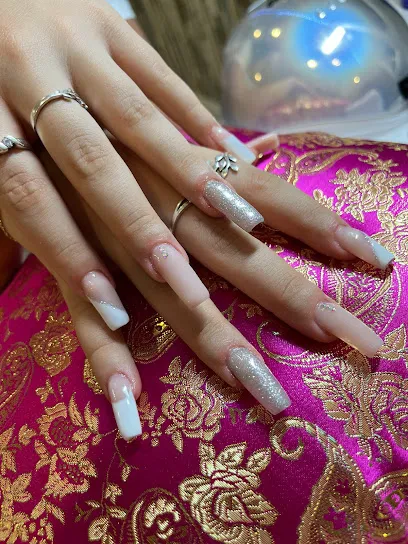 Nelly Diamond | Nails Salón