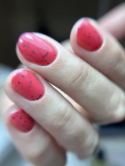Nenha PRIVE | Manicura Rusa