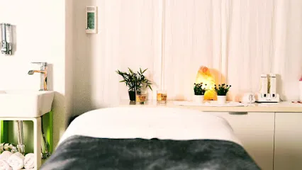 NR Nelia Rochera