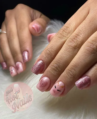 NURI HOT Nails
