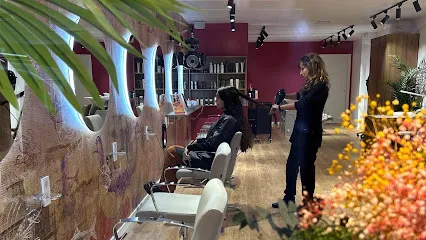 Oh my Cut! Viladomat Peluquería Barcelona