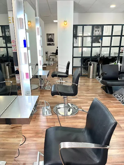 Oliver Estilismo-Belleza-Hairspa