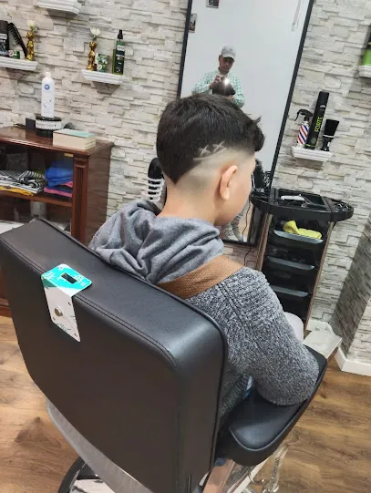 ONCE PELUQUERIA