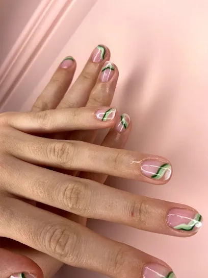 Pam Nails & brows