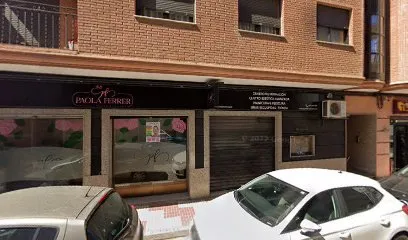 Paola Ferrer | Nails Studio & Beauty