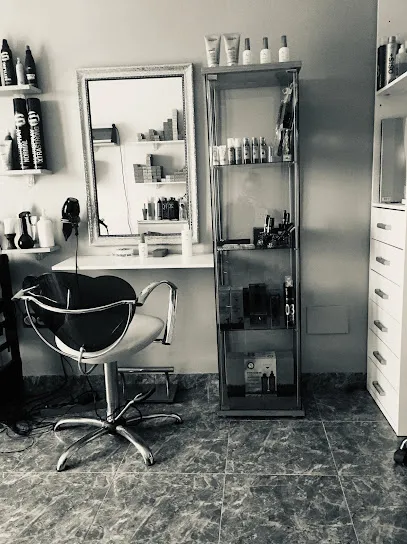 Peluquería Alba Hidalgo