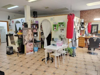 Peluquería D La Vieja Scuela. Andrades