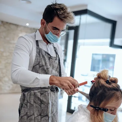 PELUQUERÍA DONAGA ESTILISTAS CENTRO