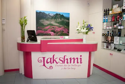 Peluquería | LAKSHIMI