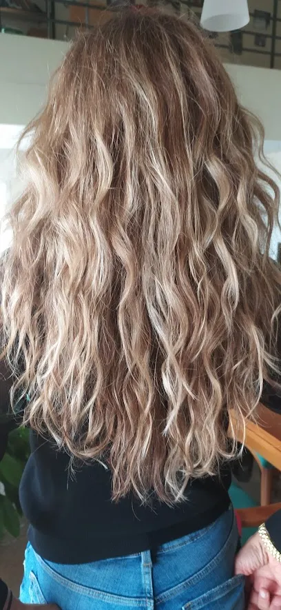 PELUQUERÍA ENCARNA LÓPEZ