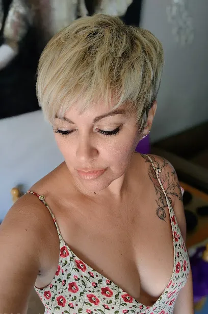 Gomina | French Hairdressers.